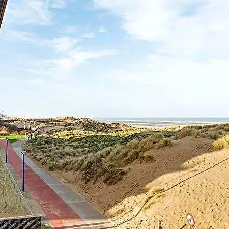 فندق In Oostduinkerke With Sea View كوكسيجدي