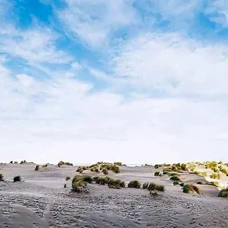 In Oostduinkerke With Sea View فندق