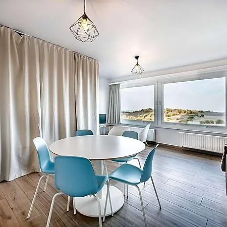 In Oostduinkerke With Sea View فندق 2*