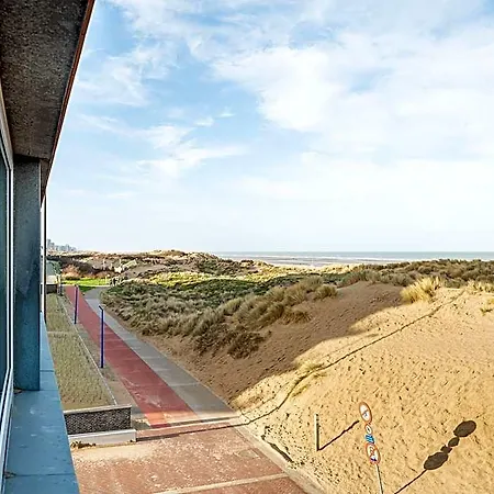 In Oostduinkerke With Sea View 2* كوكسيجدي